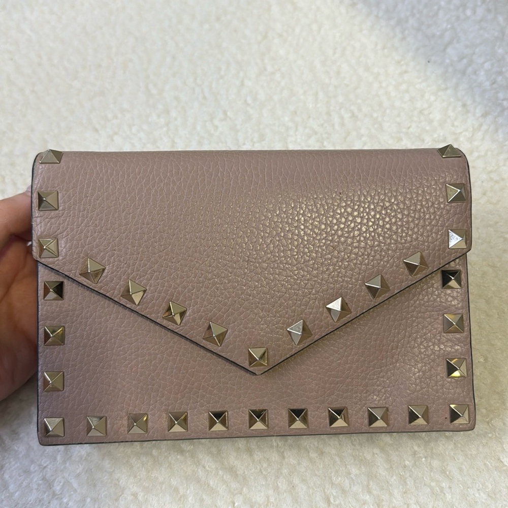 Valentino wallet on chain